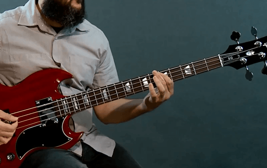 Müzik Tarihini Şekillendiren En İyi Bas Gitar Soloları ve Virtüözlük Anatomisi