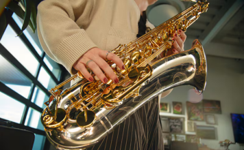 Saksafon Dünyasına Kusursuz Bir Başlangıç: En İyi 3 Başlangıç Saksafonu ve Kapsamlı Satın Alma Rehberi