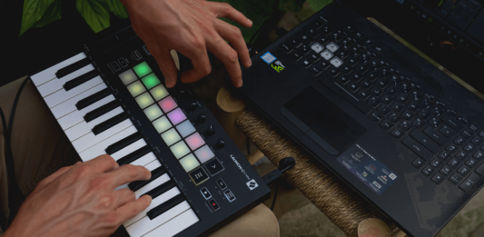 Modern Müzik Prodüksiyonu İçin MIDI Klavye Rehberi: İhtiyacınıza Uygun Tuş Sayısı ve Özellikler