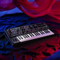 fourm_hero_1286_web_HiRes_2000x2000