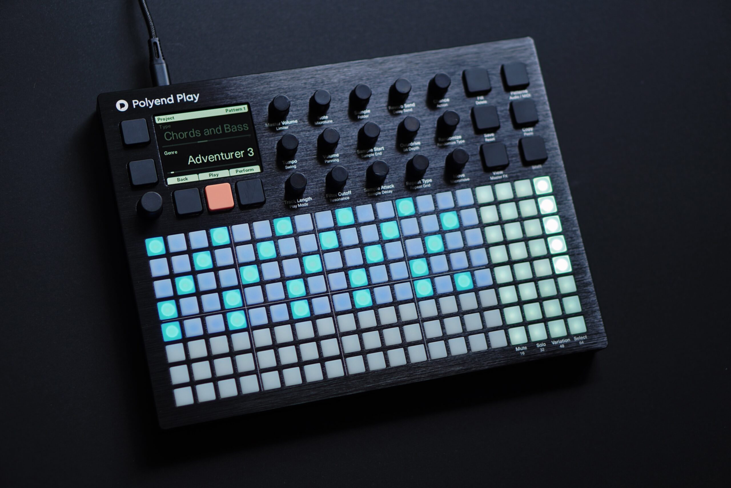Dijital Müzik Üretiminin Temeli: Sampler Nedir ve Nasıl Çalışır?