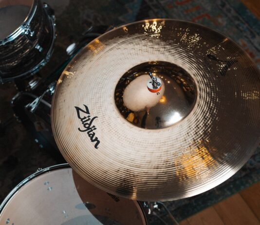 Davul Zilleri Rehberi: Ride, Crash ve Hi-Hat Arasındaki Farklar