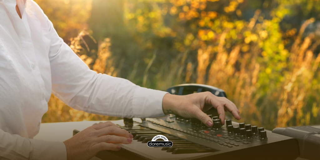 Dalga Formlarından Dijital Çağa: Synthesizer’ın Müzik Tarihindeki Dönüşümü